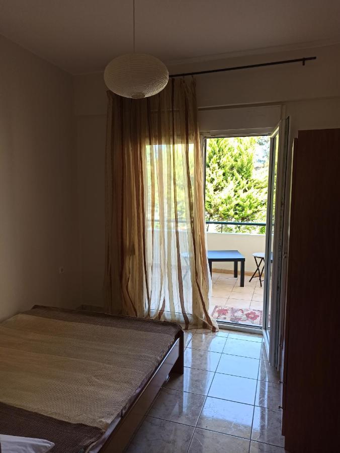 1 Bedroom Apartment In Nea Kallikrateia Exterior foto